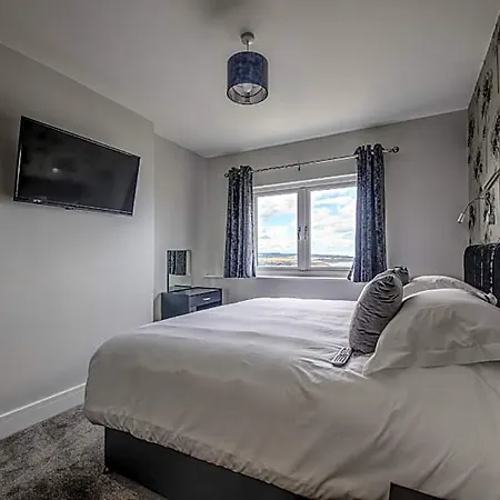 Bay View Apartment